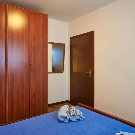 Dora By Interhome